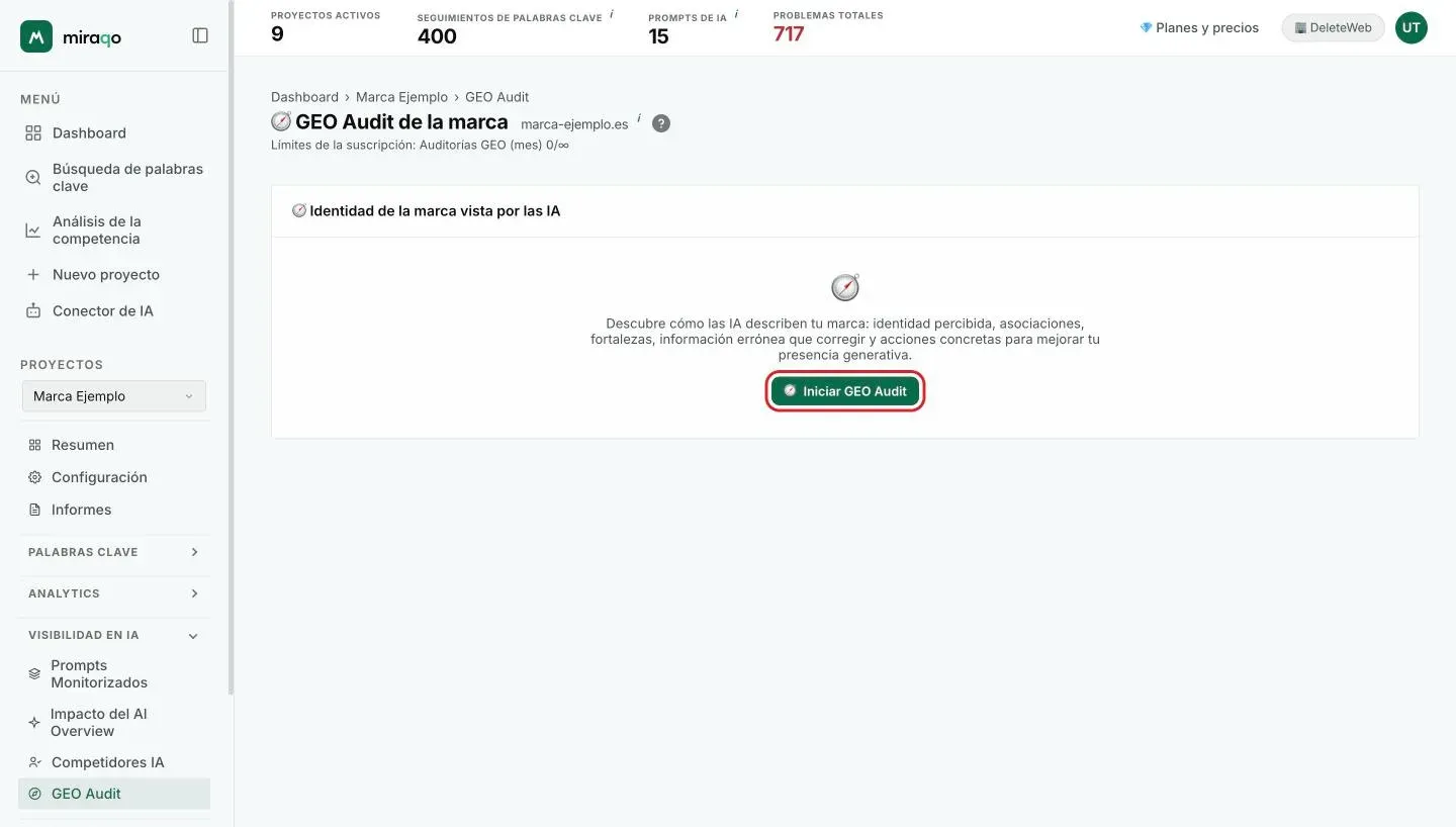 La página Auditoría GEO de marca antes de la primera auditoría: la tarjeta Identidad de marca vista por las IA con la explicación y el botón Iniciar GEO Audit resaltado; debajo del título, el contador de auditorías del mes