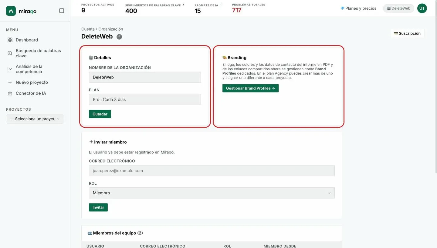 La página Organización: la tarjeta Datos con nombre de la organización, plan y Guardar, la tarjeta Marca con Gestionar Brand Profile y, debajo, el formulario Invitar miembro
