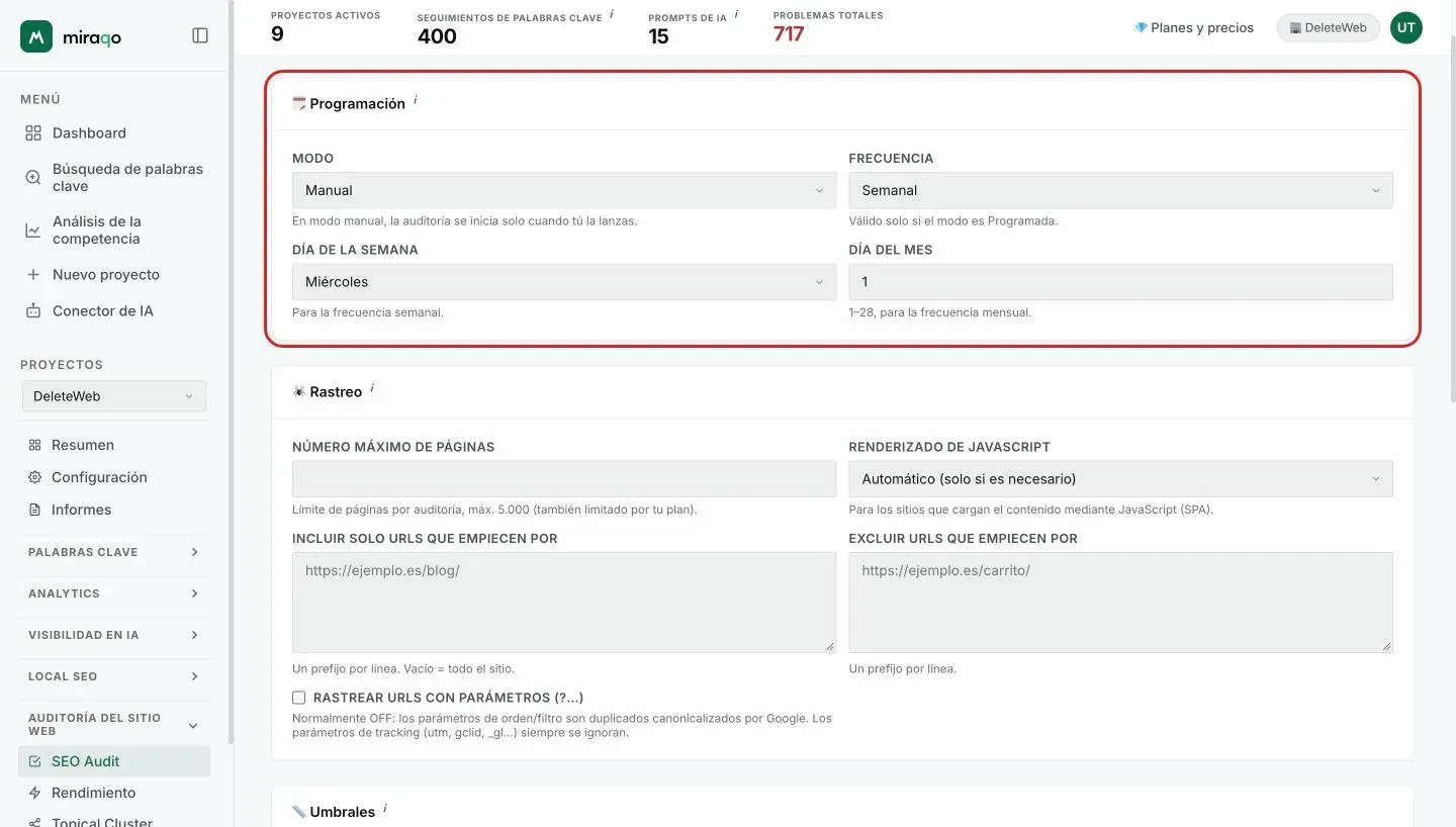 La página Configuración de la Auditoría con la tarjeta Programación resaltada: los menús Modo y Frecuencia, el Día de la semana y el Día del mes