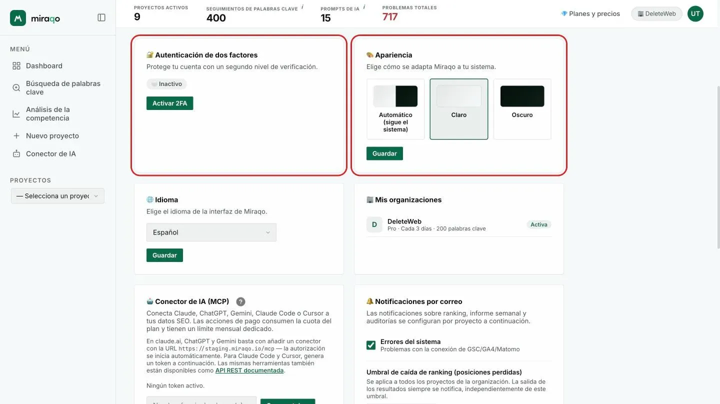 La tarjeta Autenticación de dos factores resaltada, con el estado No activa y el botón Activar 2FA; al lado la tarjeta Aspecto con las tres opciones Automático, Claro y Oscuro