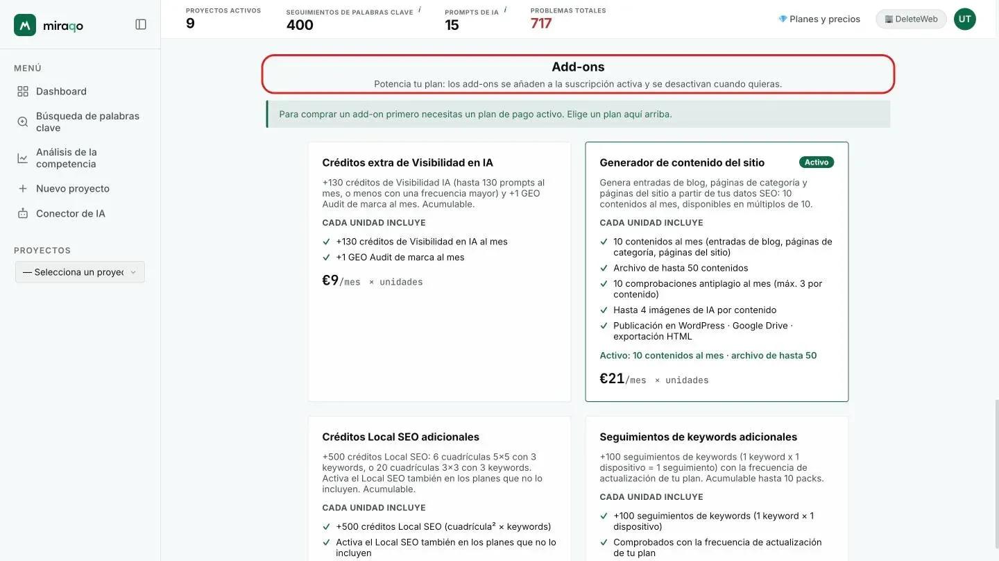 La parte baja de las tarjetas de los planes con los límites completos y los botones Activar plan, luego la sección Add-on con Créditos de Visibilidad en IA extra y Generador de contenido del sitio