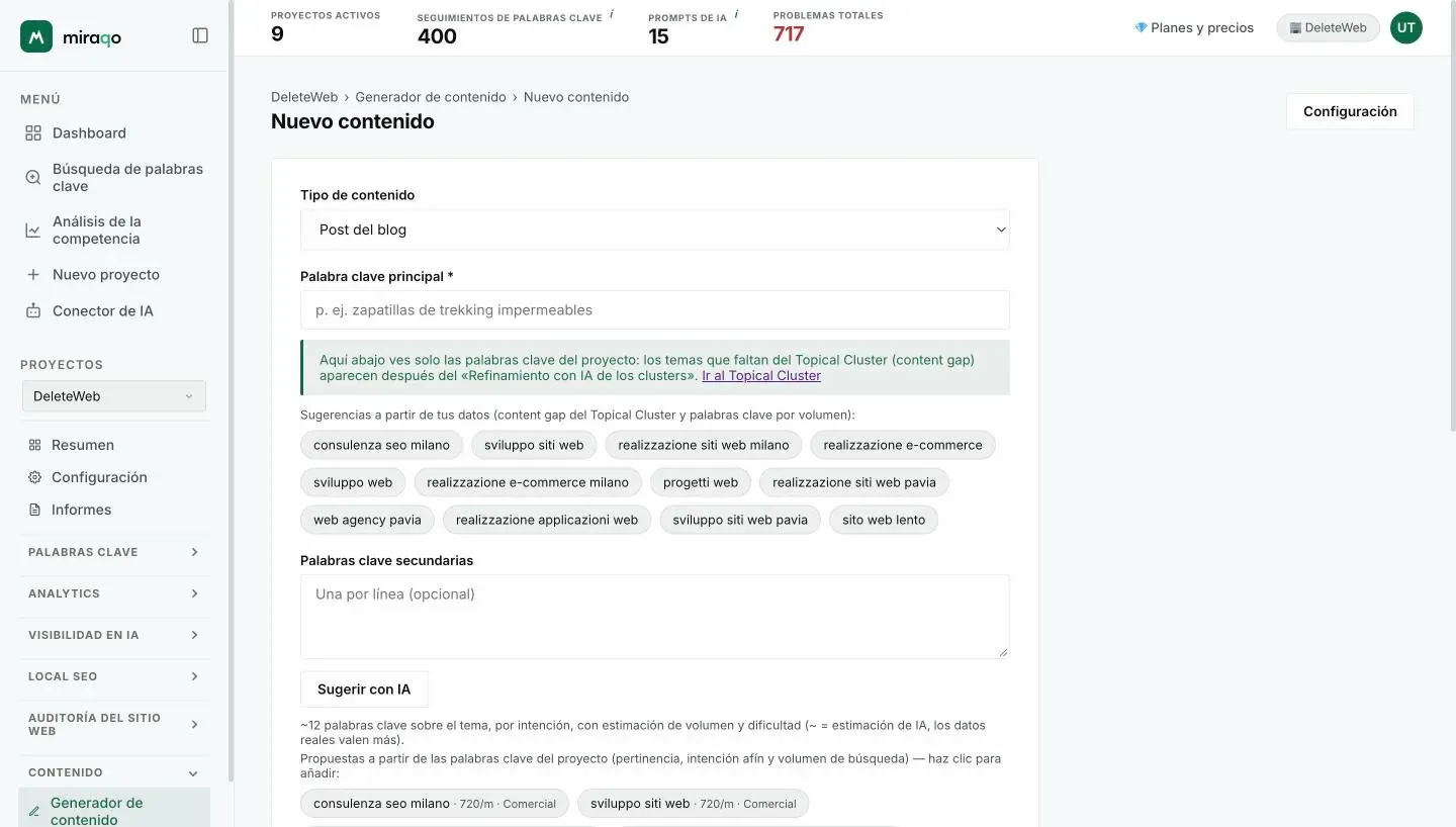 El formulario Nuevo contenido: Tipo de contenido, Keyword principal con las sugerencias de tus datos como chips, Keywords secundarias y el botón Sugerir con IA con las propuestas por intención y volumen